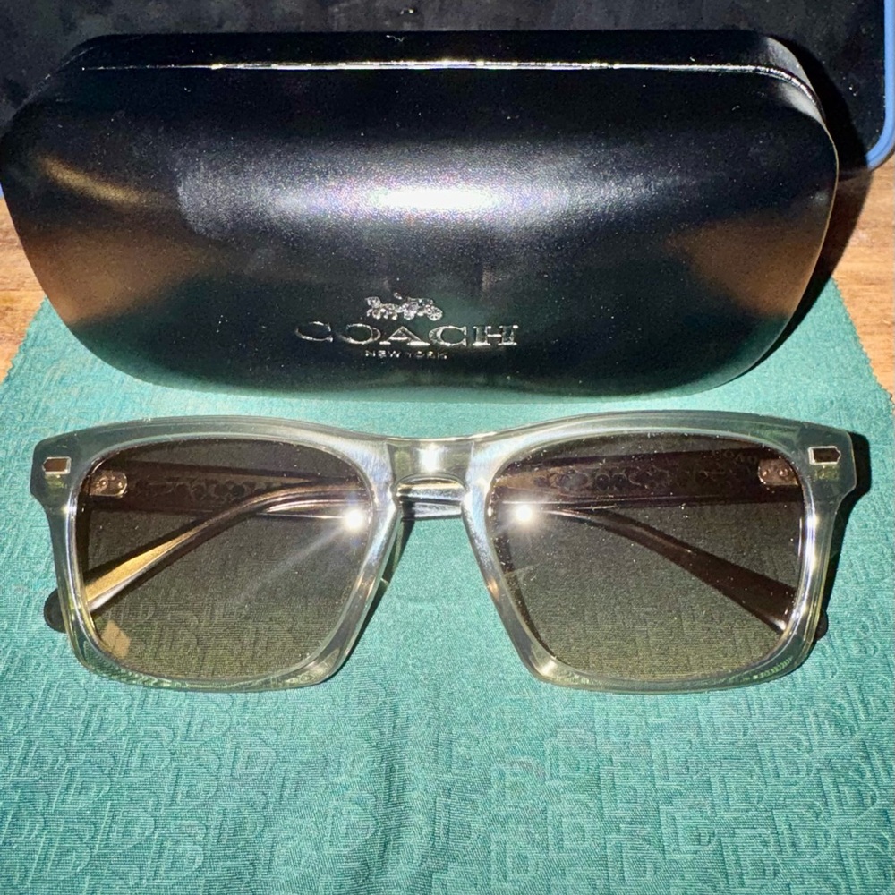 Coach HC8397U Dark Brown Square Sunglasses 57mm w/ Case NEW